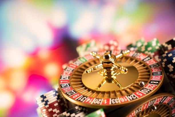 mentol4 Speed Roulette live dealer table with spinning wheel and betting layout